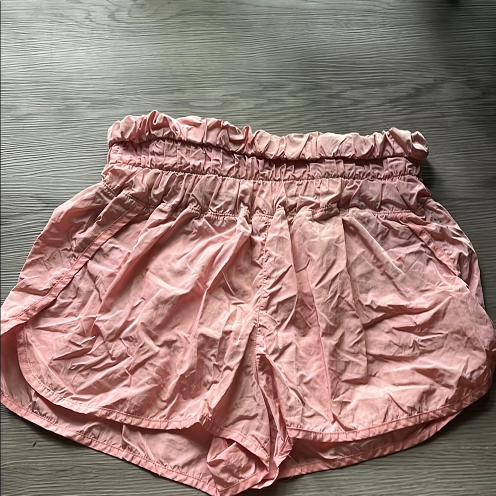 FP MOVEMENT - FREE PEOPLE  Pink Ruffled Shorts